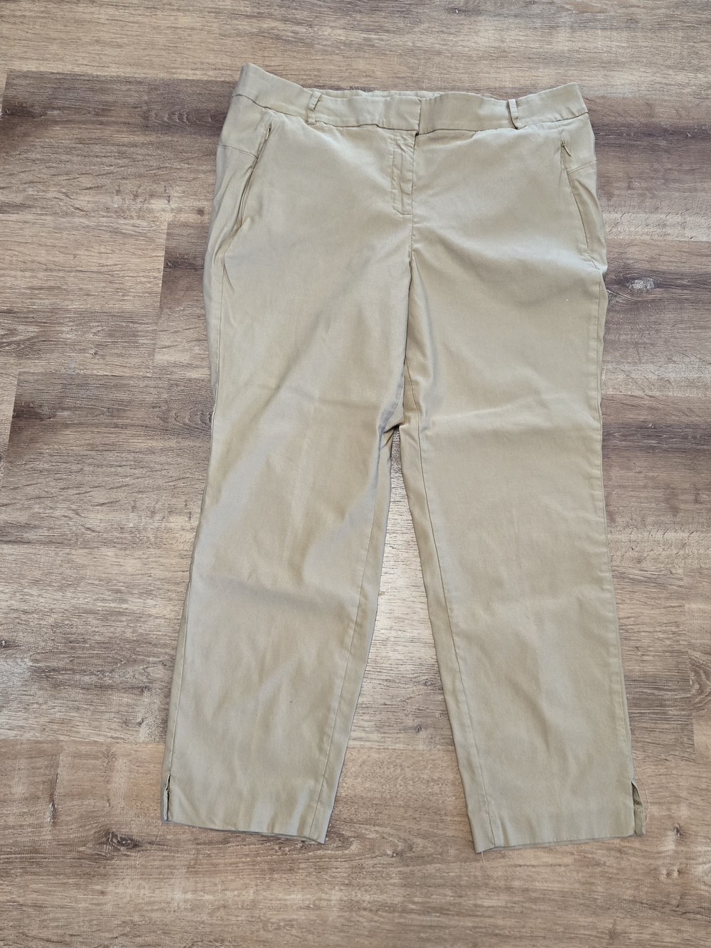 Lane Bryant Straight-Leg Khaki Crop Pants Size 20 Stretch